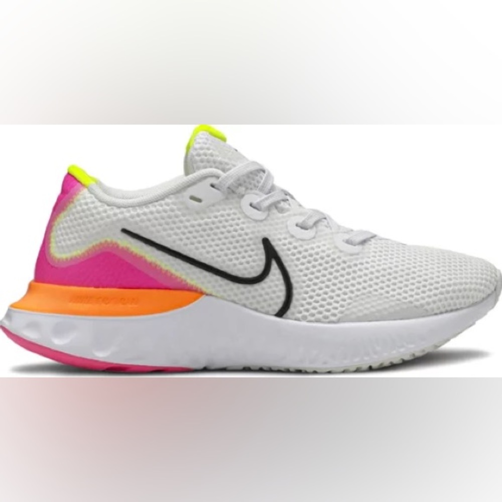 Nike Renew Women’s Sneaker - Platinum Pink Blast